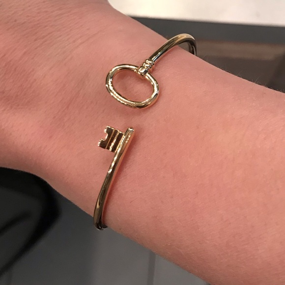 Wire Bracelet Tiffany Key 8k Gold 
